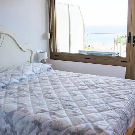 Con Vistas S'agaro Apartment *